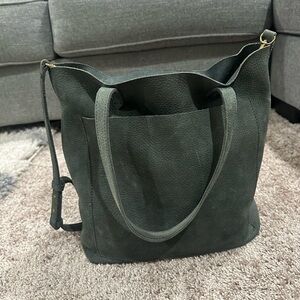 MADEWELL SUEDE HUNTER GREEN MED TRANSPORT TOTE
